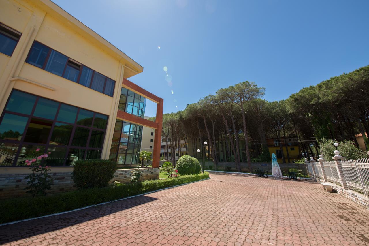 גולם Kolaveri Resort מראה חיצוני תמונה